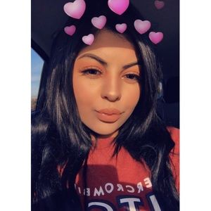 Meet your Posher, Esther